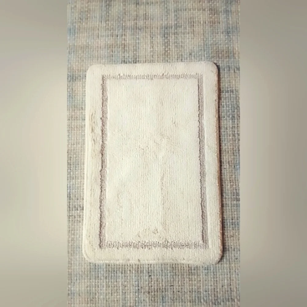 Brand new cream color bathroom mats